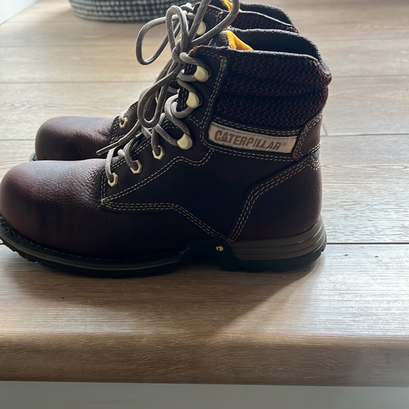 NWOT Caterpillar steel toe lace up work boots sz 9 - Picture 2 of 4